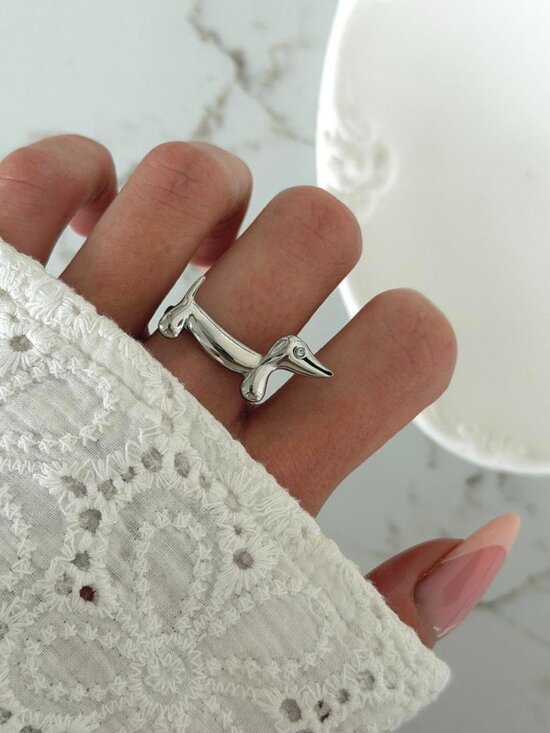 American Vintage Jewelry - Sku:0625 Silver Dachshund dog ring + gift‎ box Size: adjustable Stainless steel